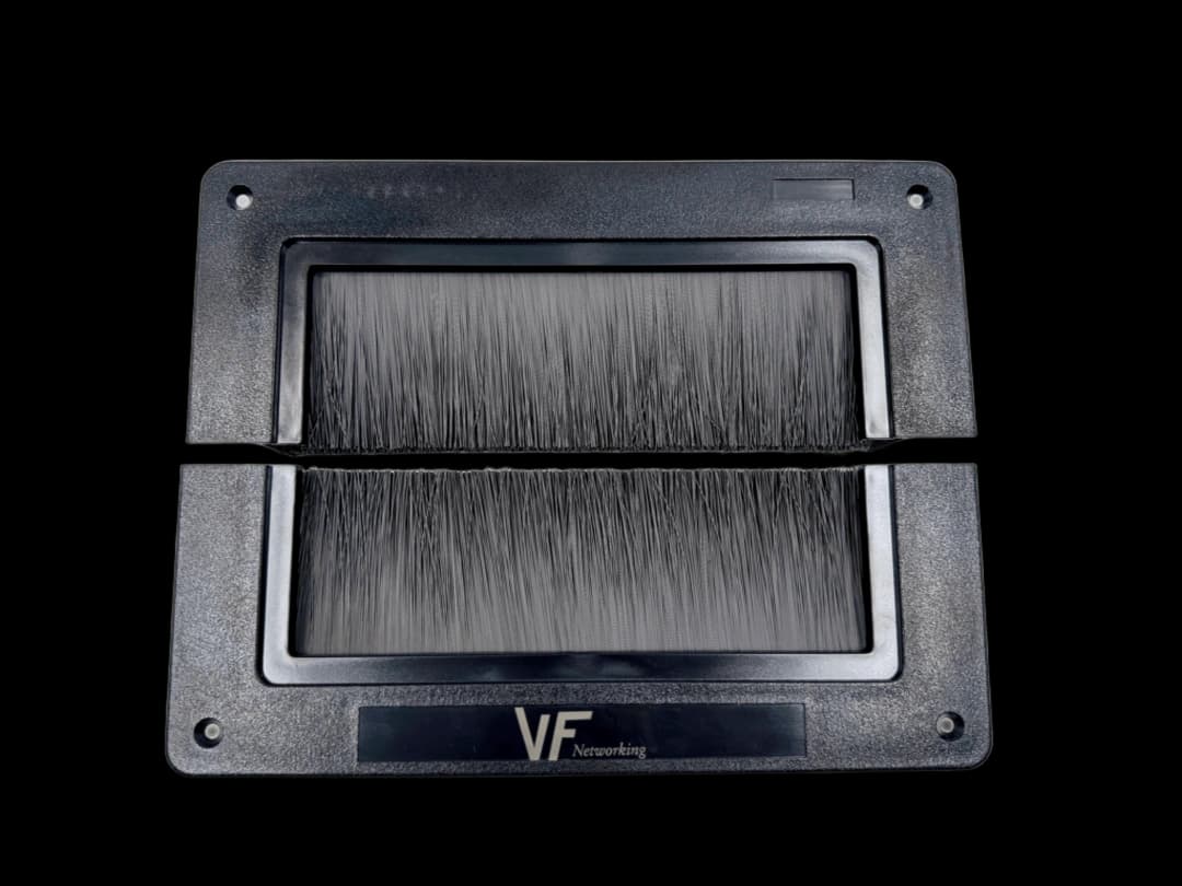 Frente Rectangular 280x210mm Ul94-V2 Data Center Cepillo